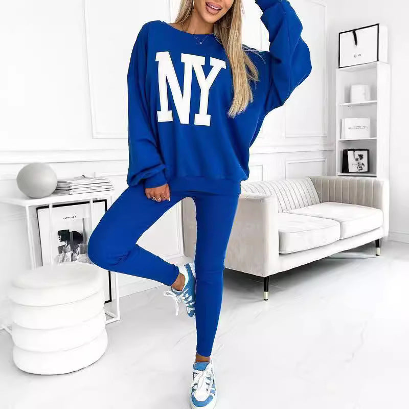 Damen Oversized Pullover mit floralem Logo und passender Leggings - Eveloria