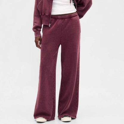 Damen Freizeit-Set mit Kapuzenjacke und Jogginghose Eveloria