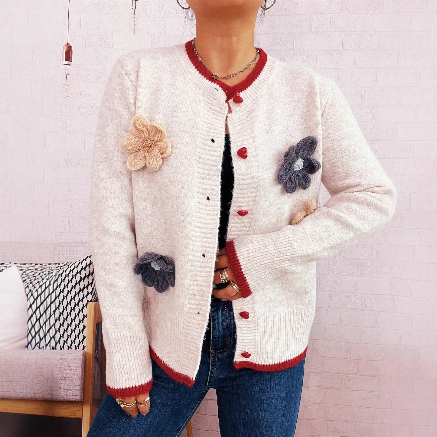 Damen Strickjacke Florale Applikationen Herzknöpfe