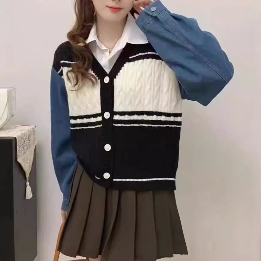Damen Strickjacke mit Denim-Ärmeln Blau Eveloria