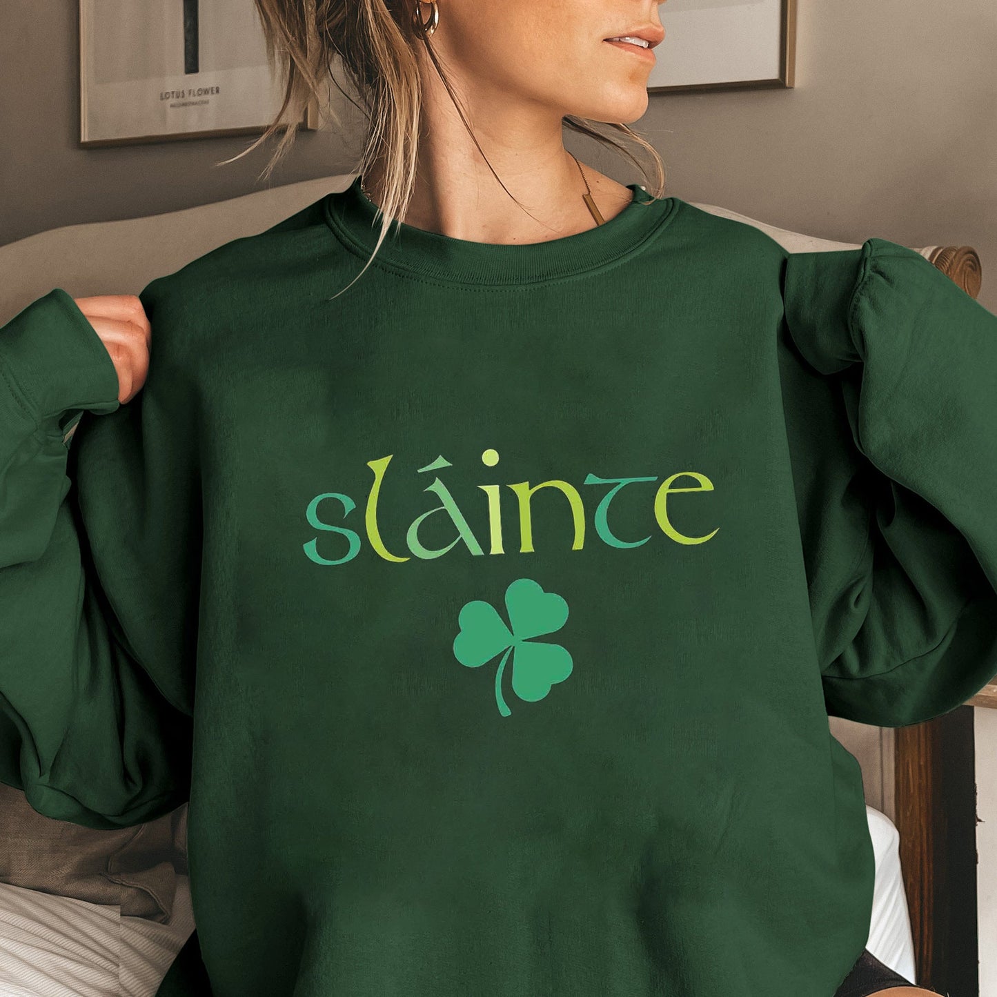 Damen Sweatshirt Voluminöse Ärmel Motiviertes Design Eveloria