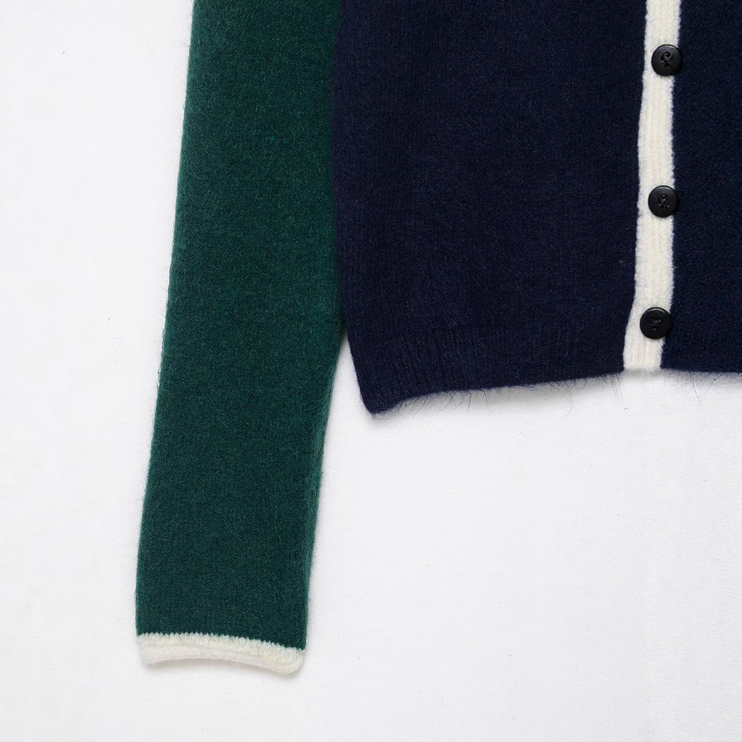 Damen Strickjacke Kontrastärmel Eveloria