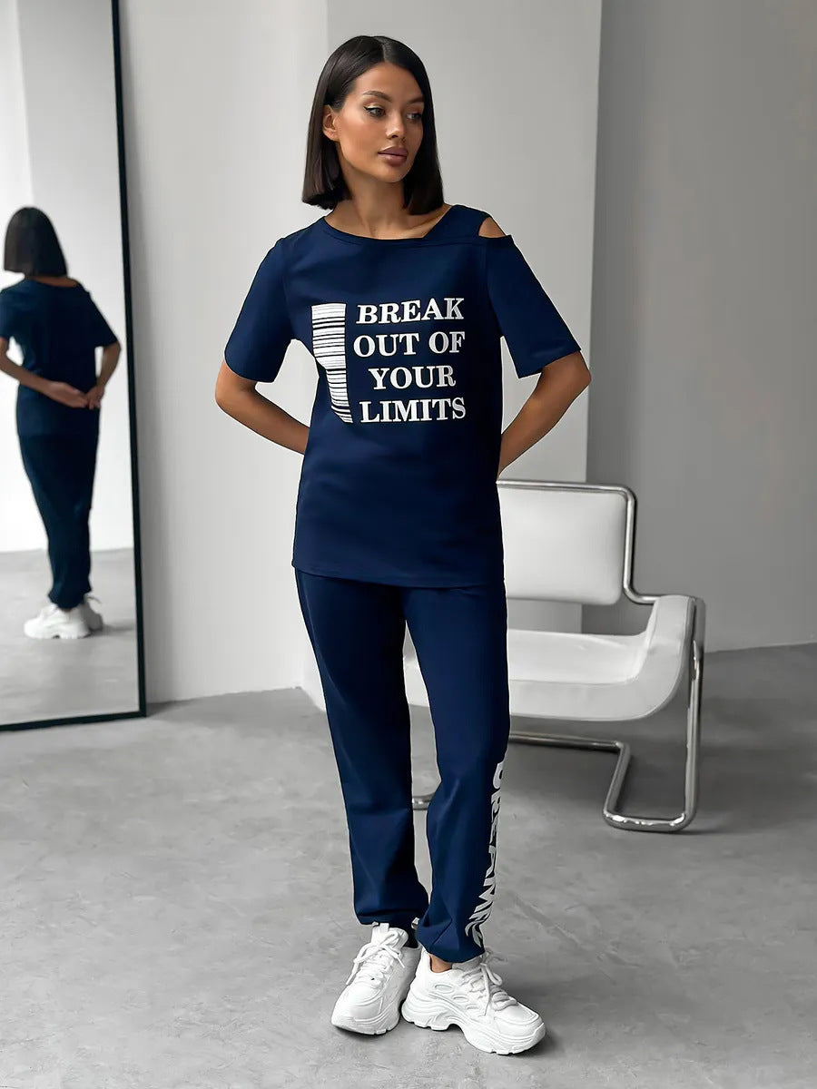 Damen Sportlicher Lounge-Anzug Cut-Out-Ärmel Statement-Druck Eveloria