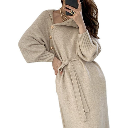 Damen Strickkleid Hohler Kragen Dekorative Knöpfe