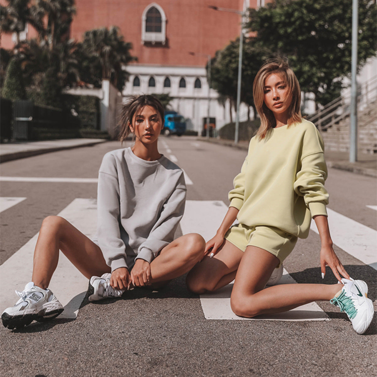 Damen Fleece-Sweatshirt-Shorts-Set Eveloria