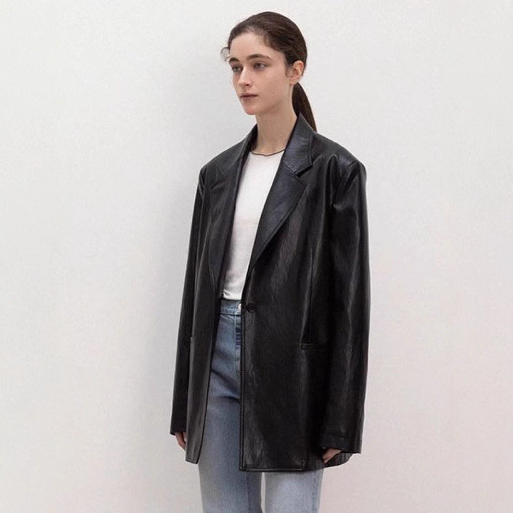Damen Oversized Kunstlederblazer Eveloria wird zu:
Eveloria Damen