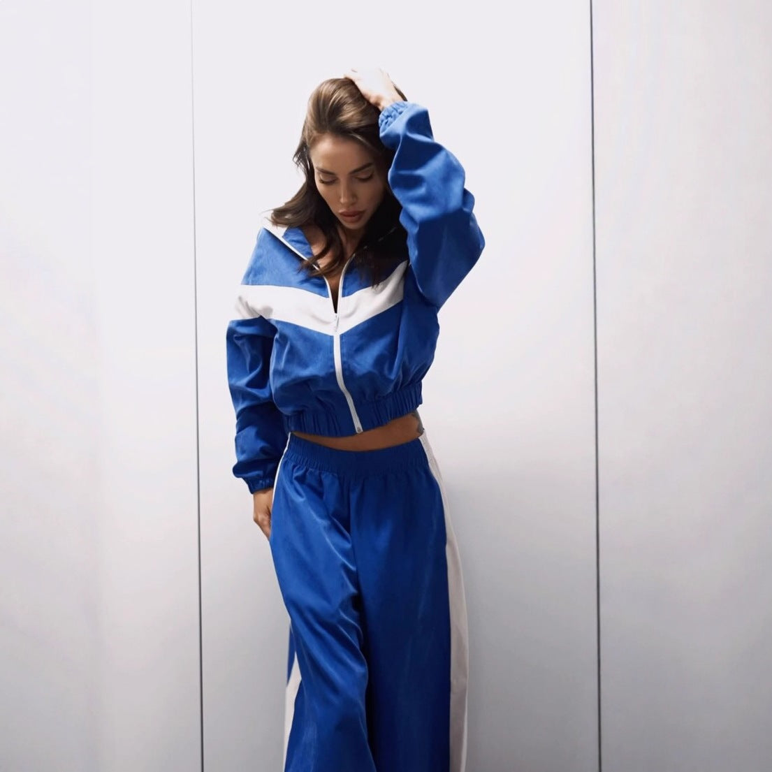 Damen Sportanzug Moderner Look Eveloria