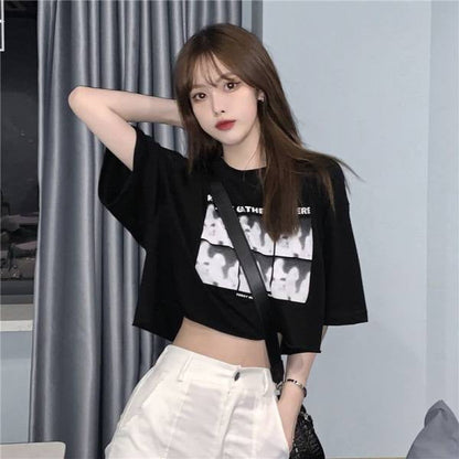 Damen T-Shirt Cropped mit Grafikdruck Lässig Weiß - Eveloria