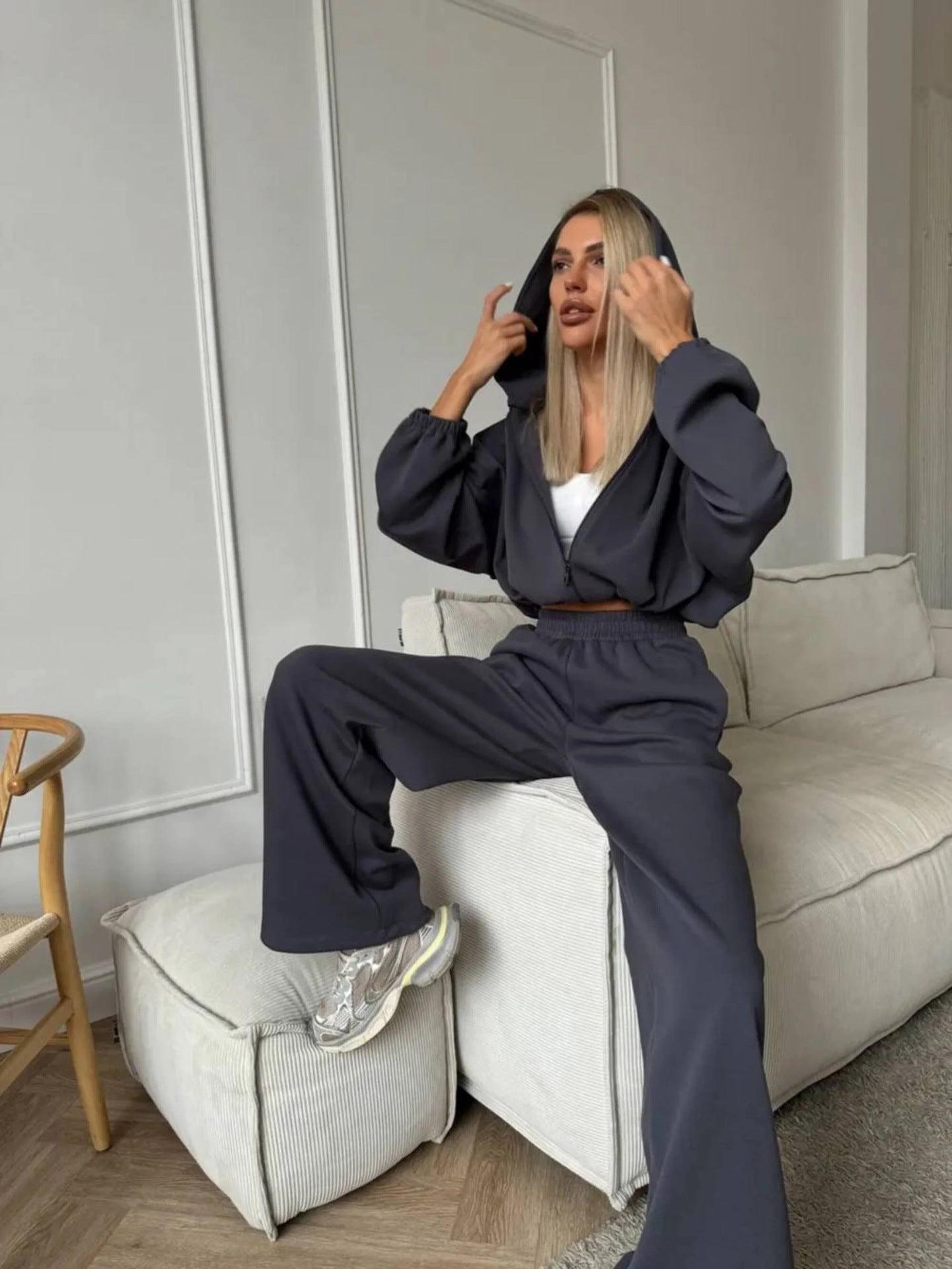 Damen Sportset Kapuze Weite Hose Eveloria
