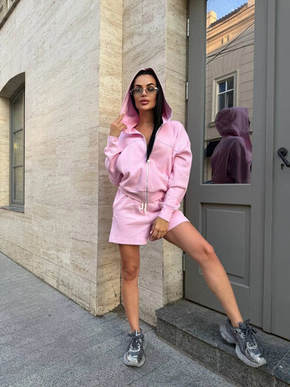 Damen Jogginganzug mit Hoodie und lockeren Shorts