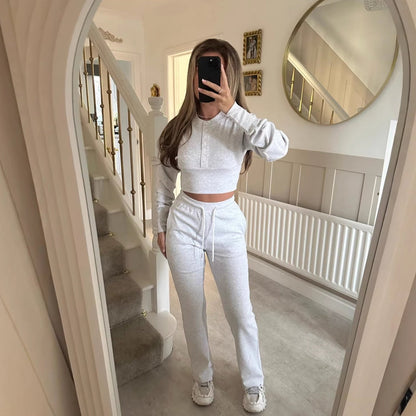 Damen Freizeit-Set Cropped Sweatshirt Jogginghose Beige