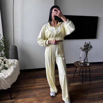 Damen Velours-Loungewear-Set Cropped Jacke Weite Hose Eveloria
