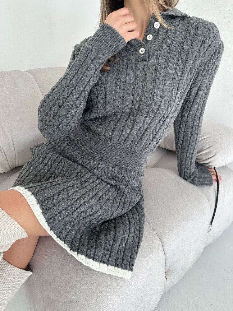 Damen Strickkleid Polo-Kragen Zopfmuster Oberfläche Eveloria