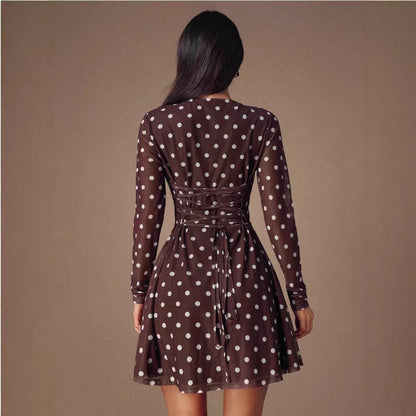 Damen Mini-Kleid Gepunktet mit transparenten Ärmeln - Eveloria