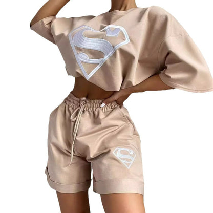 Damen Sport-Set Kurzarm-Shirt und Shorts mit Logo-Design Eveloria