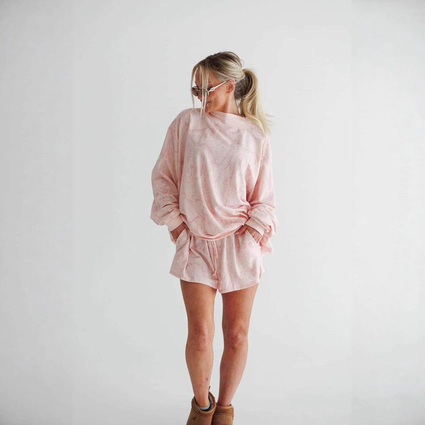 Damen Sweatshirt-Shorts-Anzug Elastisch Hochsteckkragen Grau Eveloria