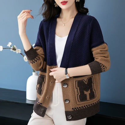 Damen Strickjacke mit Zopfmuster und Taschen