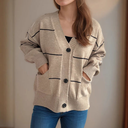 Damen Strickjacke mit Taschen und Knöpfen Eveloria
