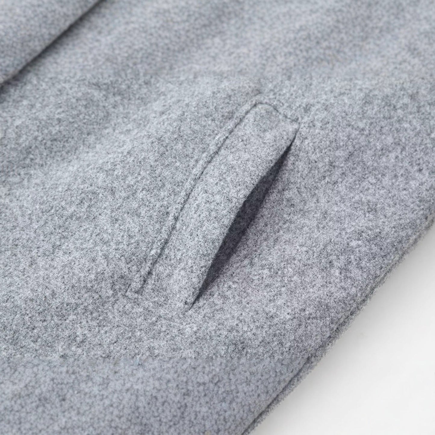Damen Wolljacke Hochkragen Doppelknopf Eveloria