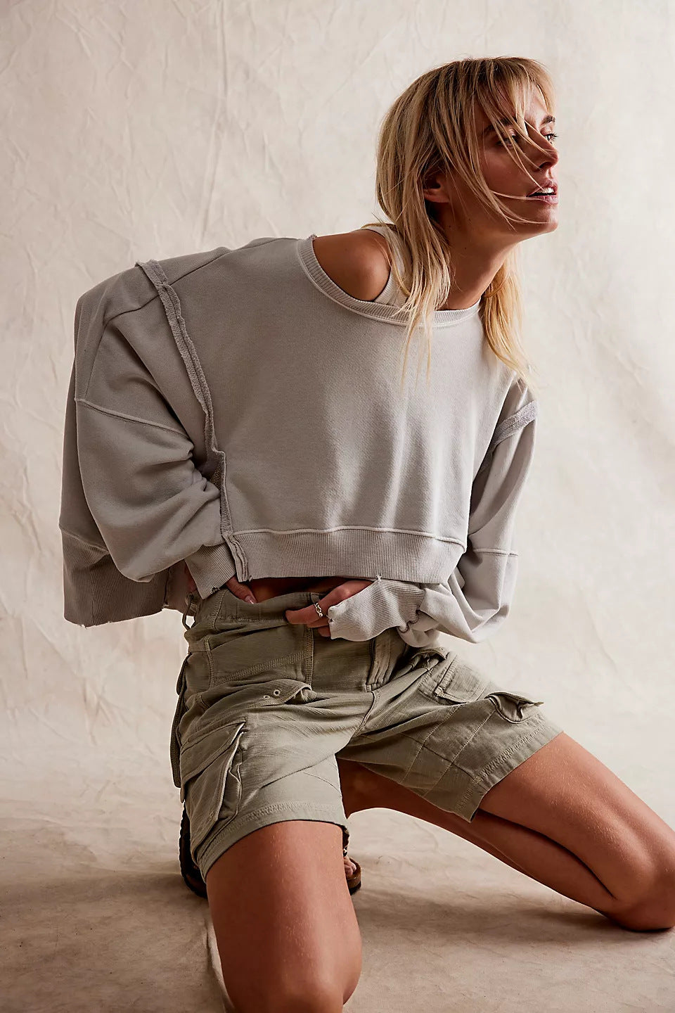 Damen Cropped Sweatpullover Weite Ärmel Grau Eveloria