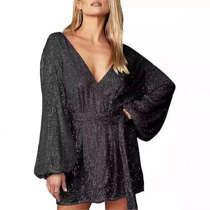 Damen Minikleid Glitzernd Tiefauschnitt Weite Ärmel Eveloria - Eveloria