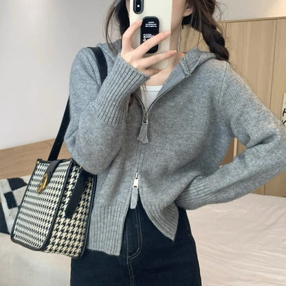 Damen Strickjacke Hochwertiger Stoff Modischer Reißverschluss - Eveloria