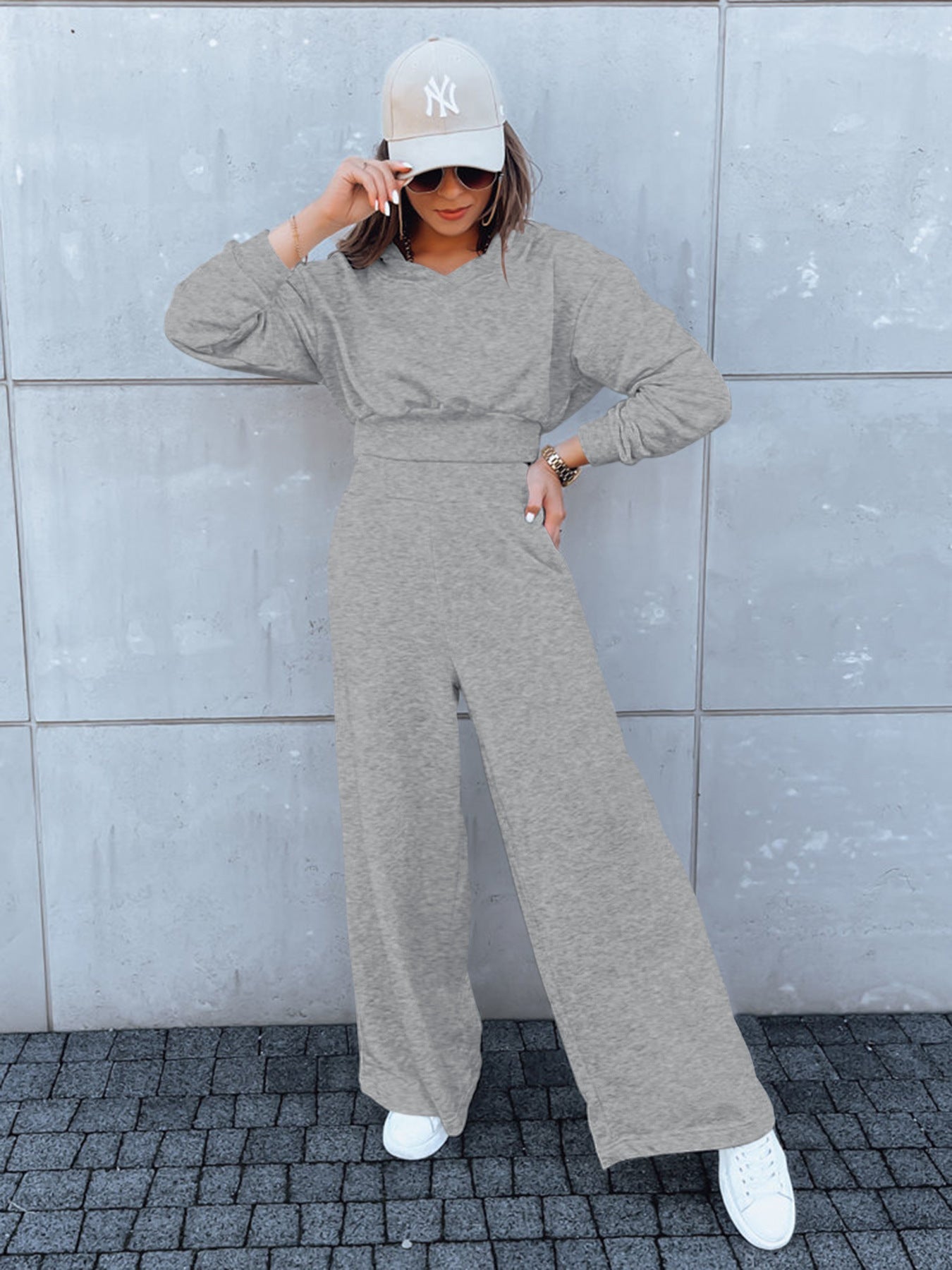 Damen Jumpsuit Weites Bein Kapuze Eveloria