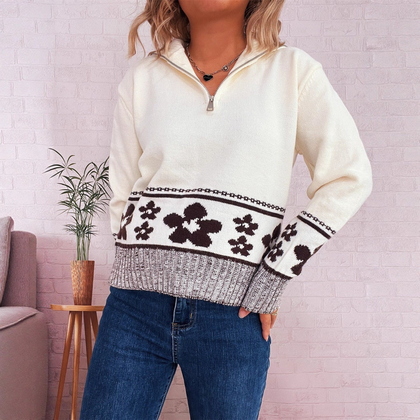Damen Strickpullover Floralmuster Hochkragen Eveloria