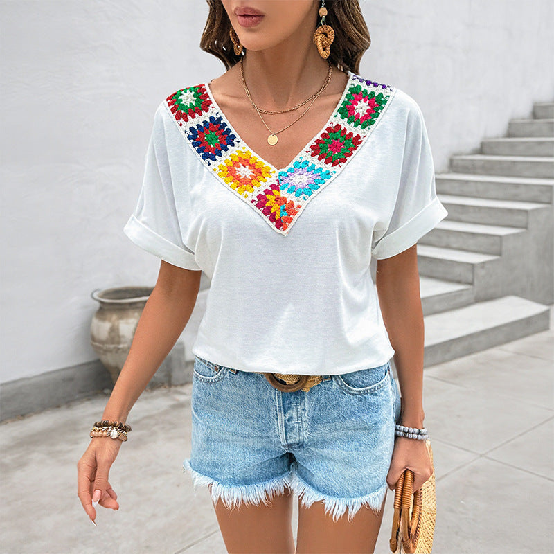 Damen T-Shirt mit Häkel-Ausschnitt Bunt
