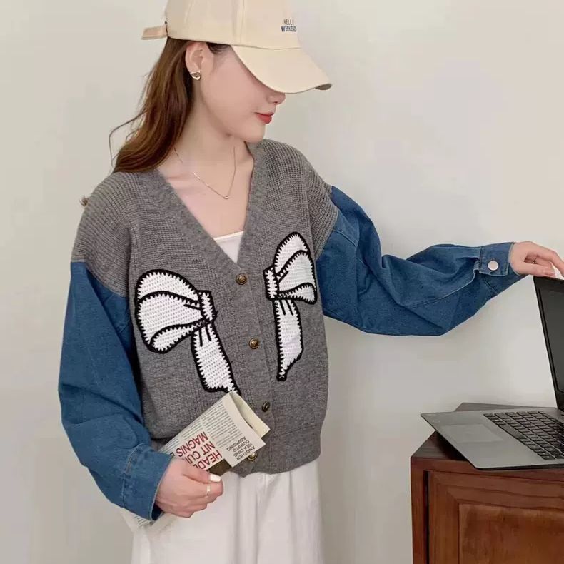 Damen Cardigan mit Schleifenstickerei Eveloria