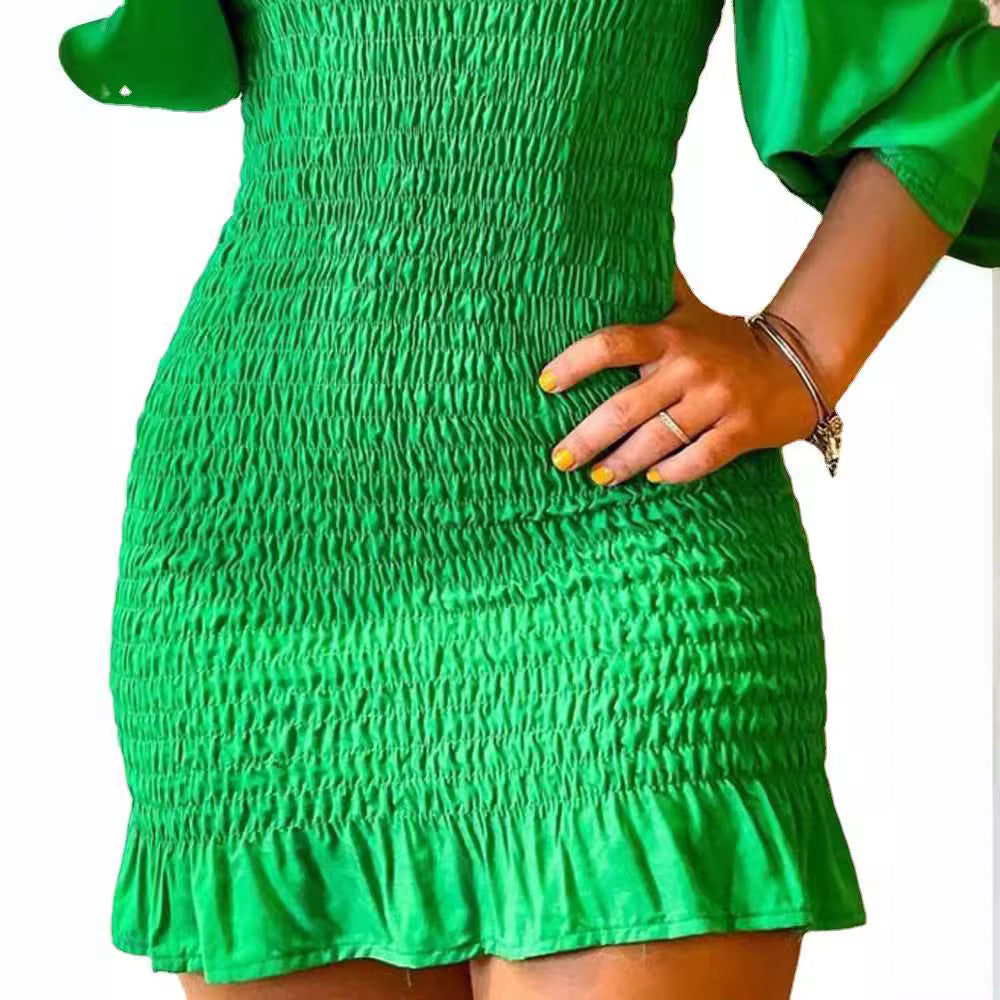 Damen Off-Shoulder Kleid Kurzarm Rüschenakzente Eveloria