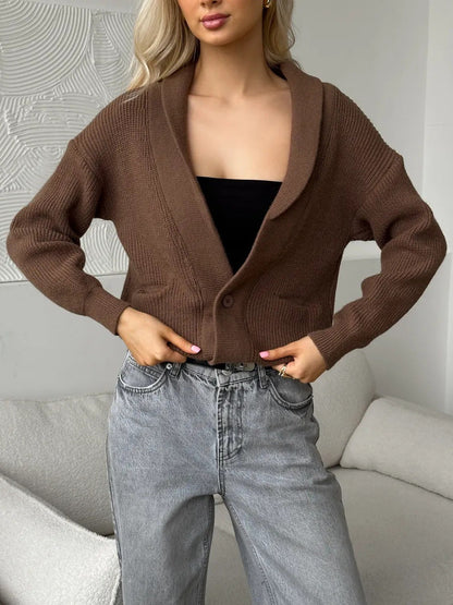 Damen Strickjacke V-Ausschnitt mit Taschen Eveloria