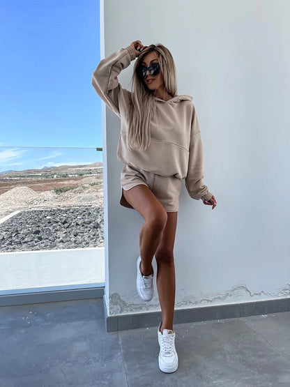 Damen Hoodie Kurz Shorts Minimalistisch Eveloria