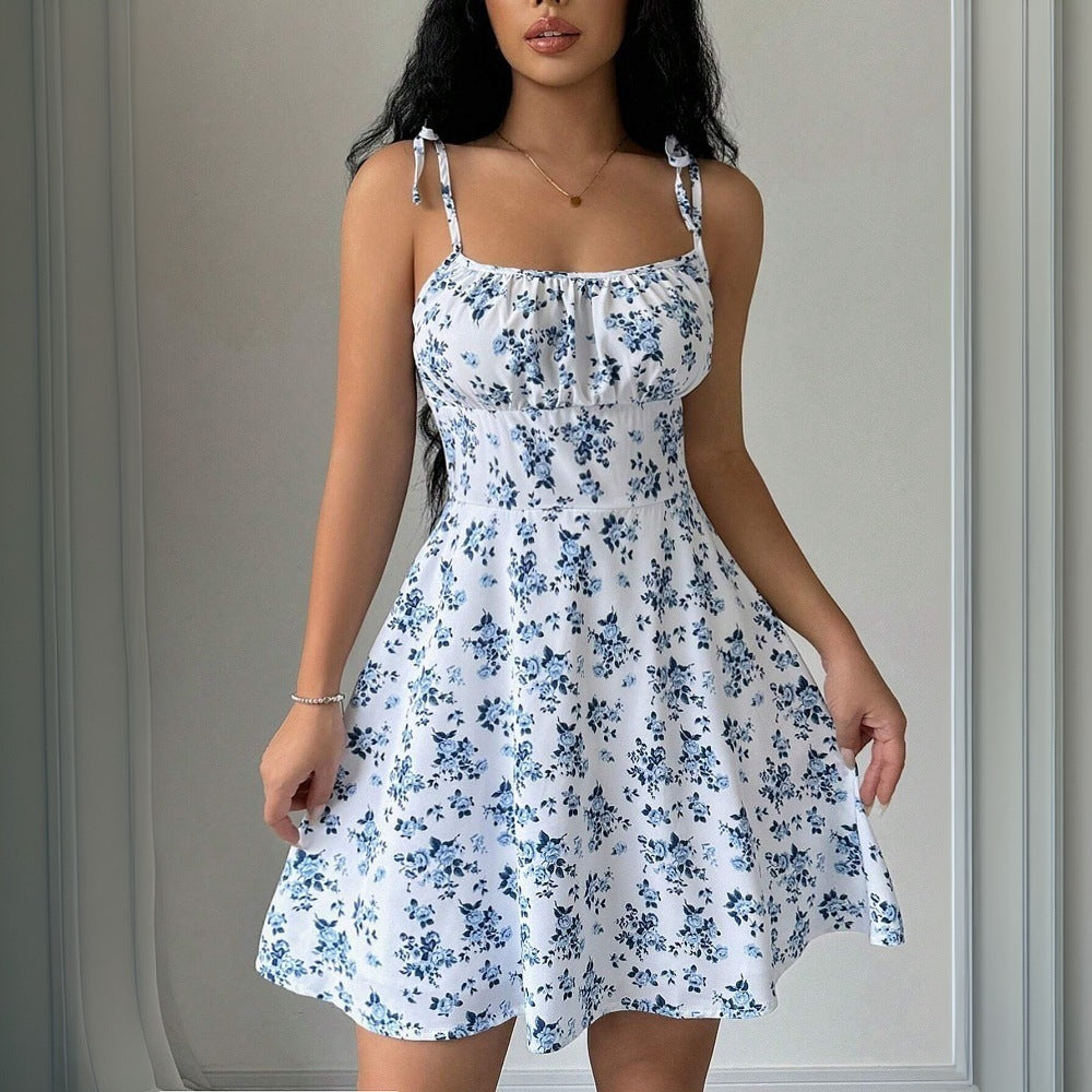 Damen Minikleid Sommerliches Floralmuster Breite Träger Eveloria