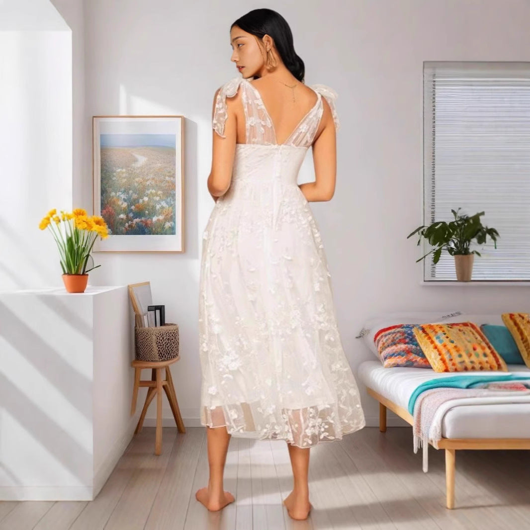 Damen Midikleid mit floralen Applikationen Eveloria