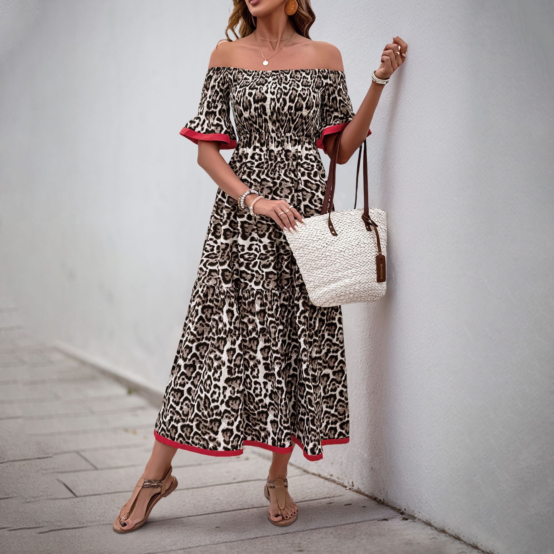 Damen Maxikleid Off-Shoulder Rüschendetails Tiermuster Schwarz - Eveloria