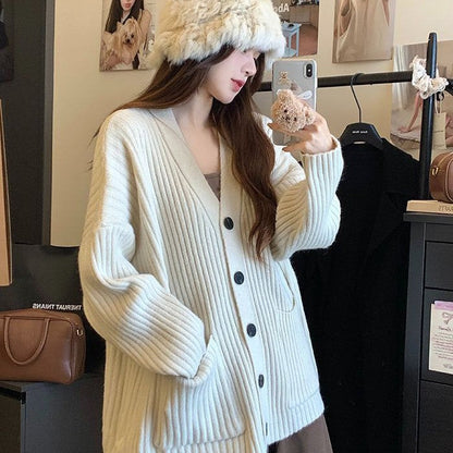 Damen Strickcardigan mit Knöpfen und Taschen Beige