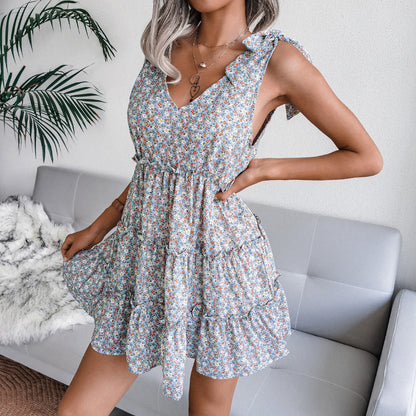Damen Sommerkleid V-Ausschnitt Rüschendetails Luftig Eveloria