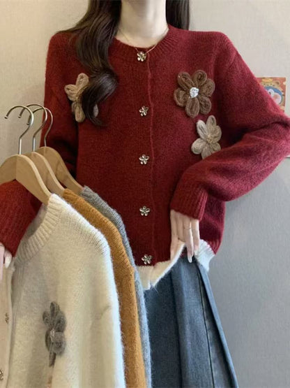 Damen Strickjacke mit Blumenapplikationen Kuschelig