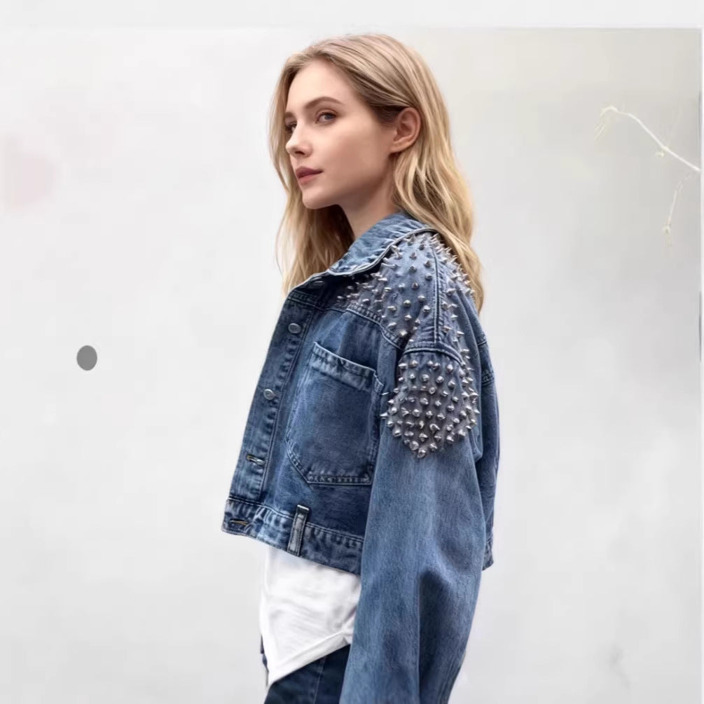 Damen Denimjacke Nietenverzierungen Blau Eveloria
