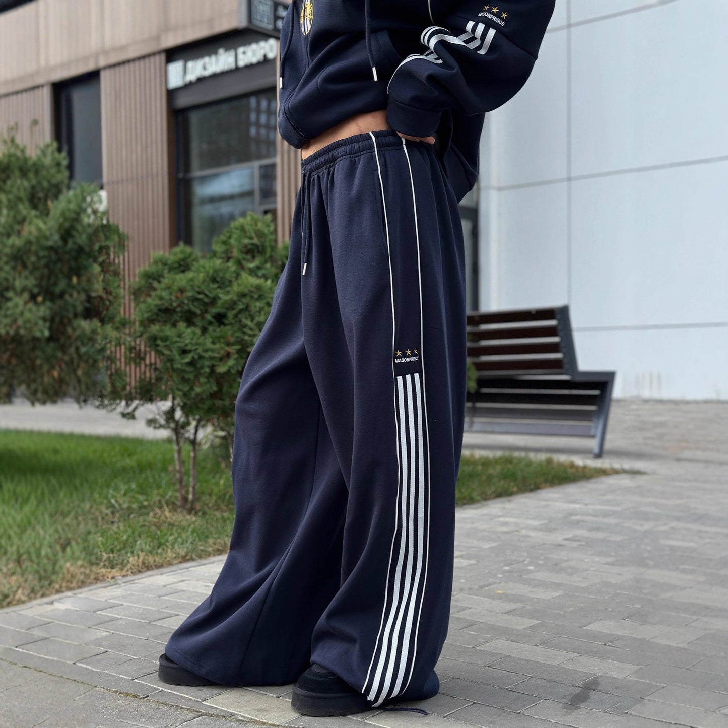 Damen Sweatsuit mit Kapuze aus Fleece Eveloria