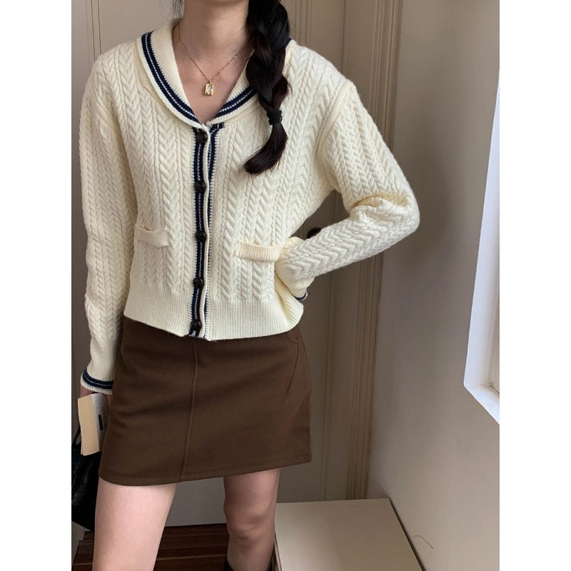 Damen Strickjacke Klassischer Schalkragen Eveloria - Eveloria