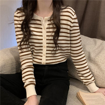 Damen Strickpullover Langärmlig Knopfverschluss Eveloria