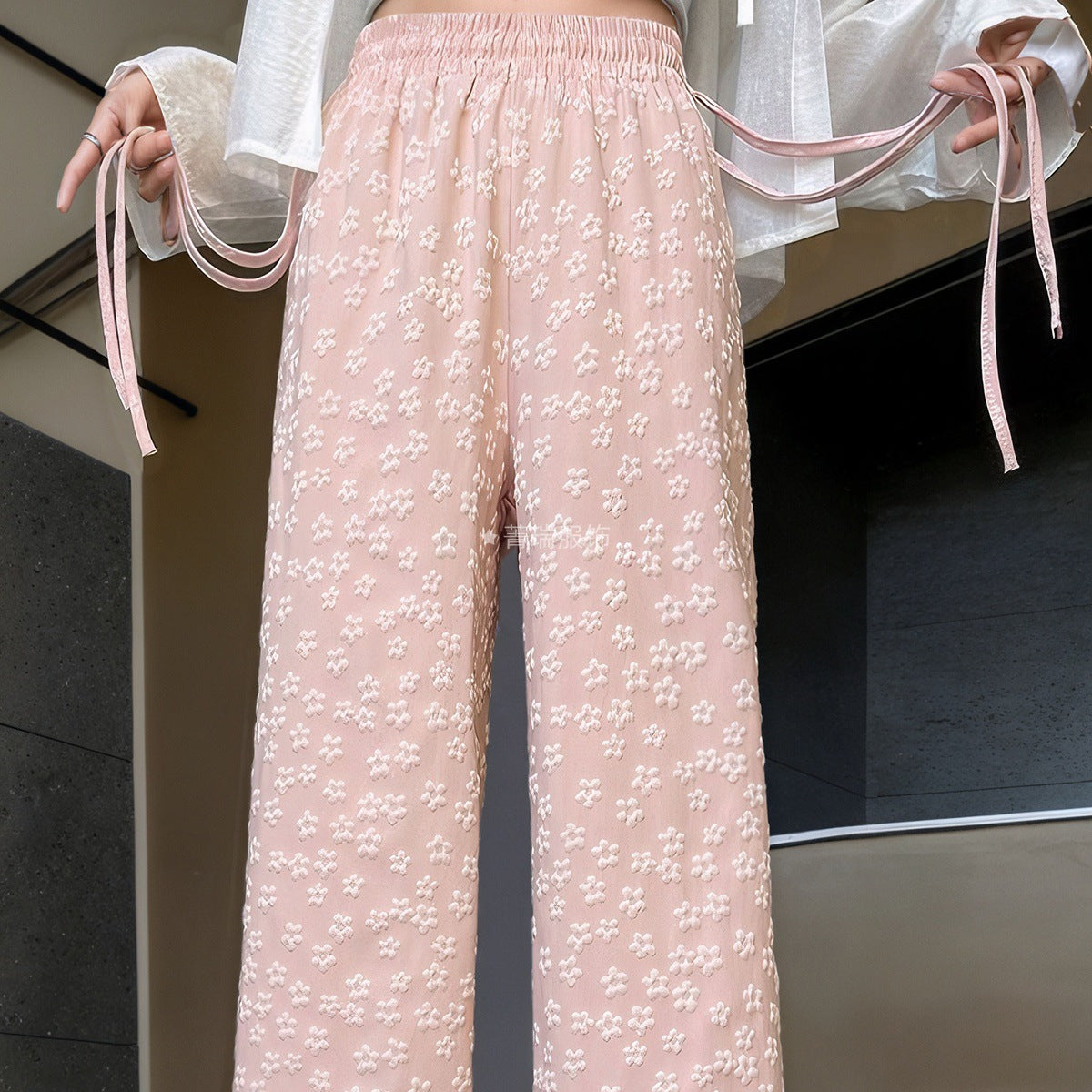 Damen Leichte Sommerhose aus Luftigem Stoff Weite Bein