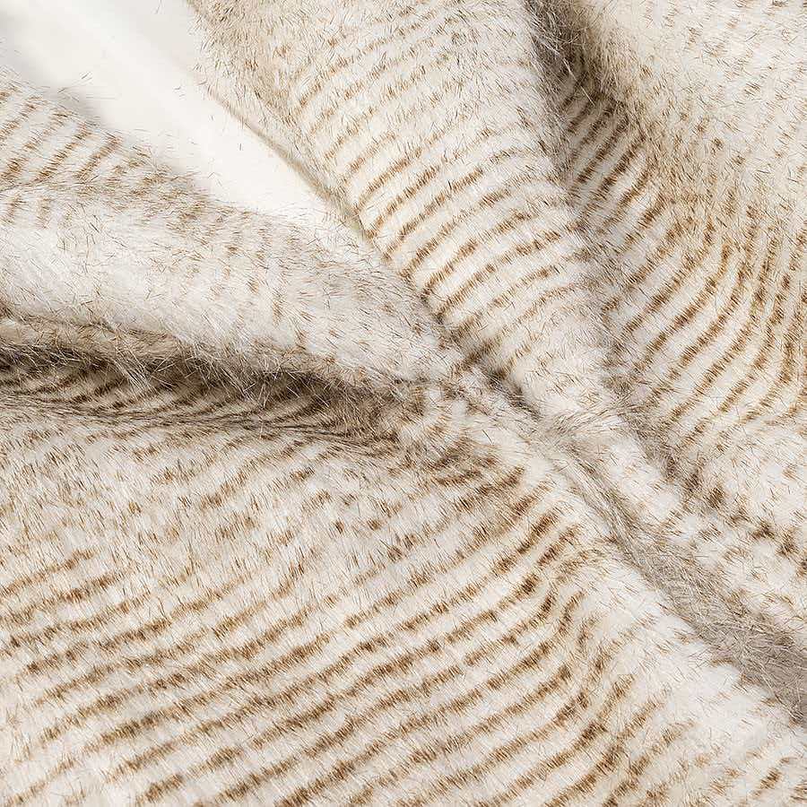 Damen Kunstpelzjacke mit Kragen Eveloria