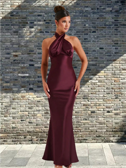 Damen Abendkleid Halterneck Figurschmeichelnd Eveloria
