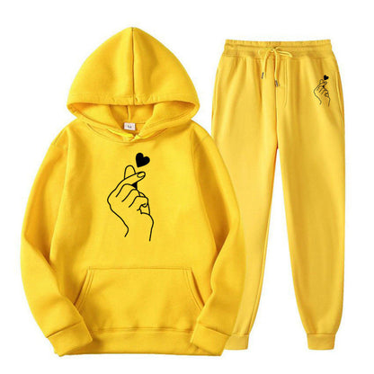 Damen Jogginganzug Bequem Herzmotiv Grau Eveloria