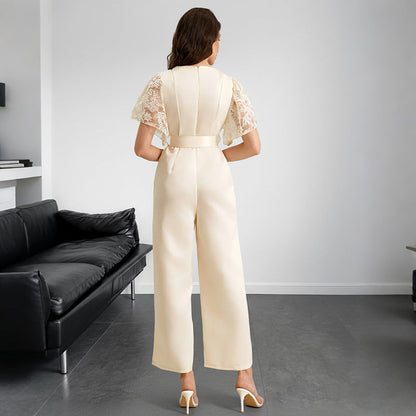 Damen Jumpsuit Spitzeneinsatz Bindegürtel Eveloria