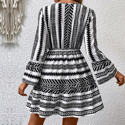Damen Maxikleid Luftig Geometrisches Design Eveloria