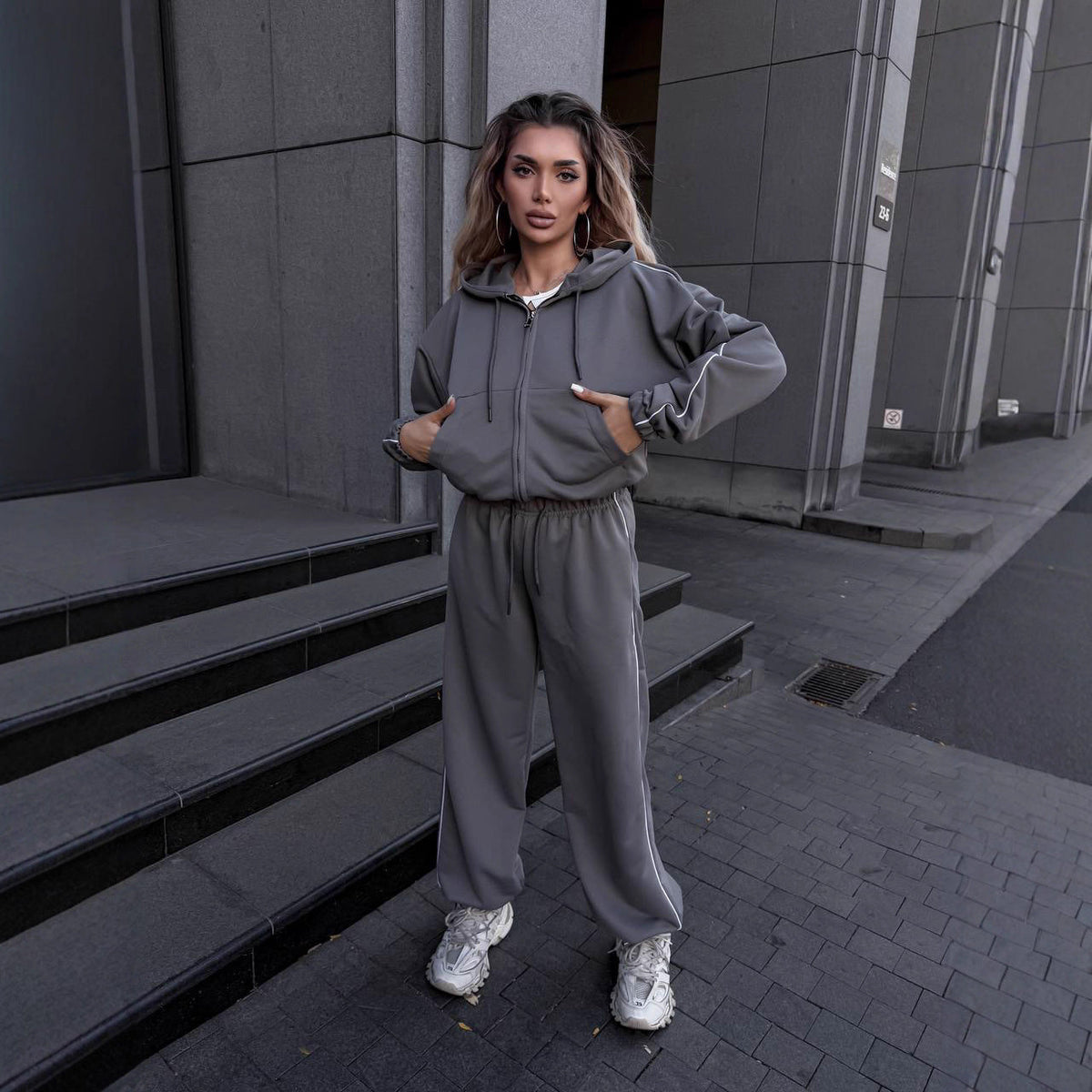 Damen Sportset Elastisch Hochkragen Schwarz Eveloria - Eveloria